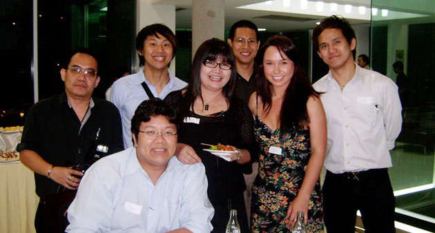 AWARD-School-and-Bangkok-Uni.jpg
