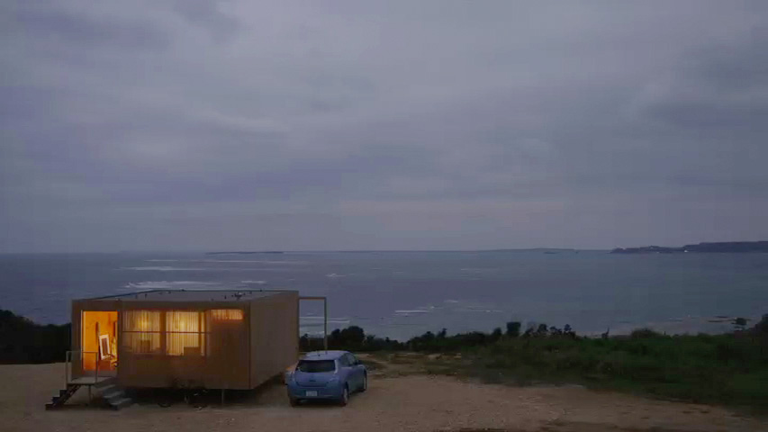 The house on the shore at night_s.jpg