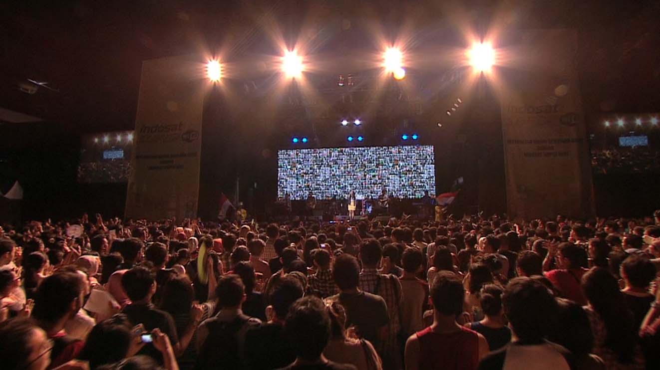 crowd soulofthenation.jpg