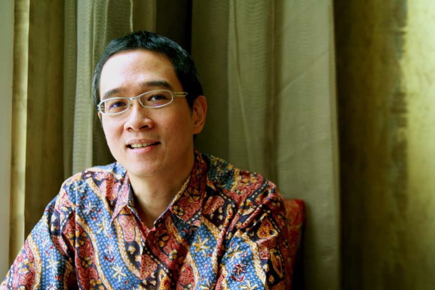 LeoBHenry Manampiring.jpg