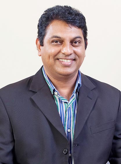 Raju - profile shot.jpg