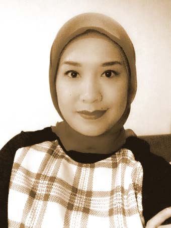 Dewi Theo.jpg