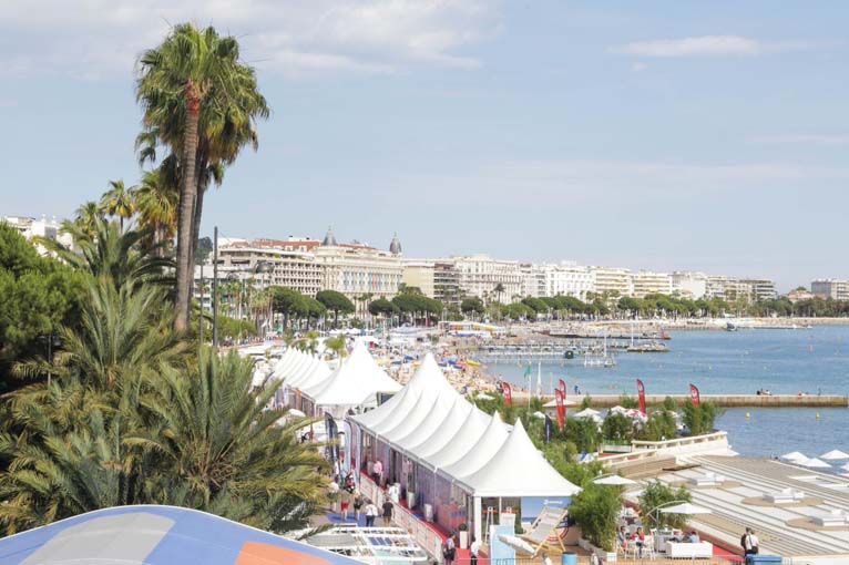Cannes_Ambient view.jpg
