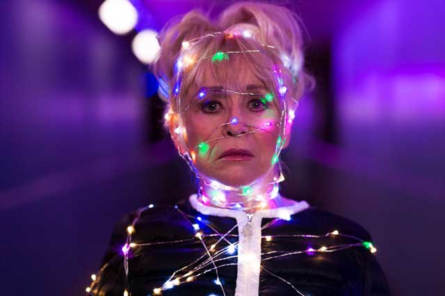 Barbara Windsor_sml.jpg