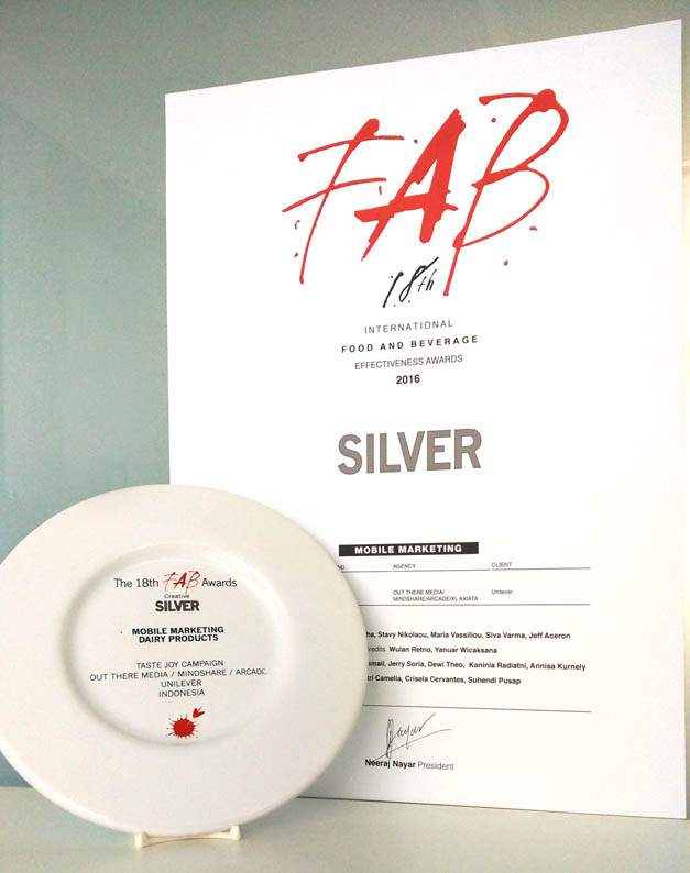 FAB AWARD CERTIFICATE AND TROPHY_OTM_UNILEVER_TASTEJOY.jpg