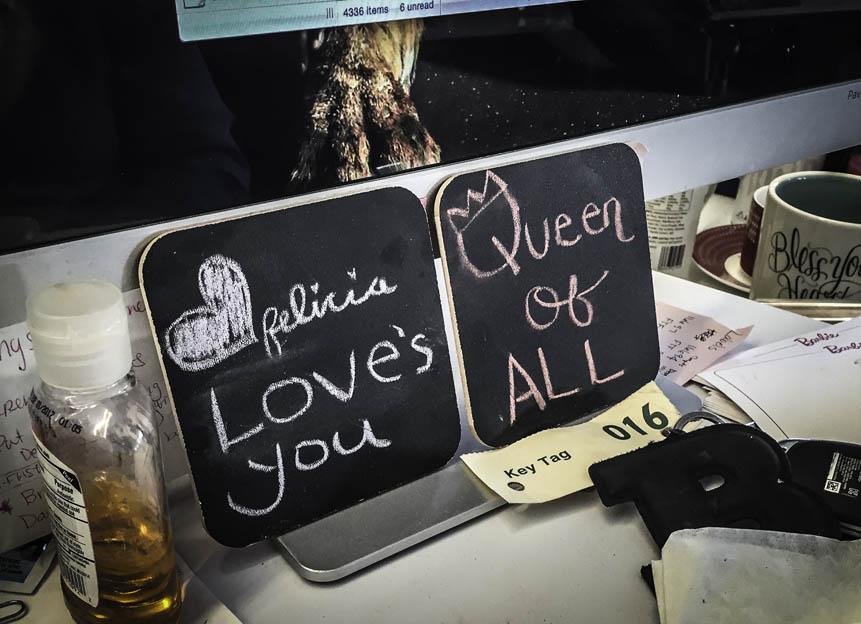 Felicias_desk.jpg