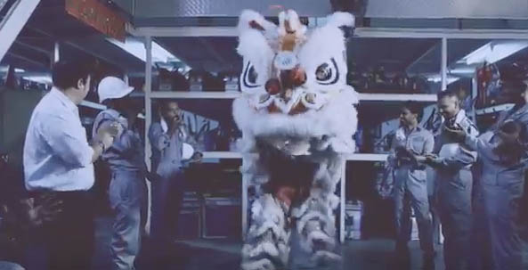 Lion 2.jpg