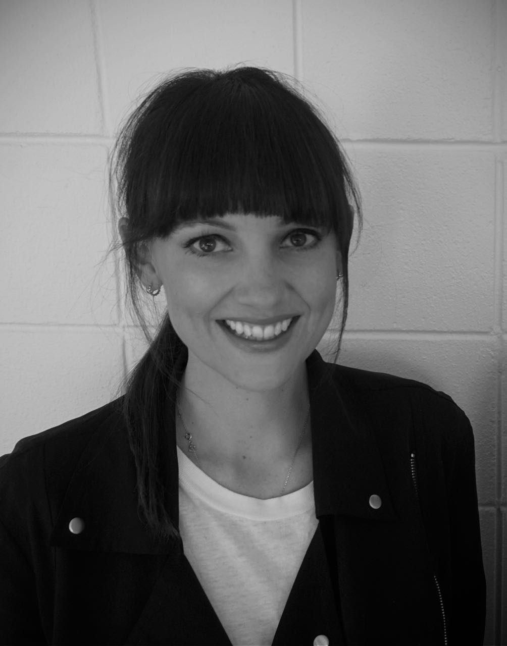 Lisa-Headshot (2).jpg