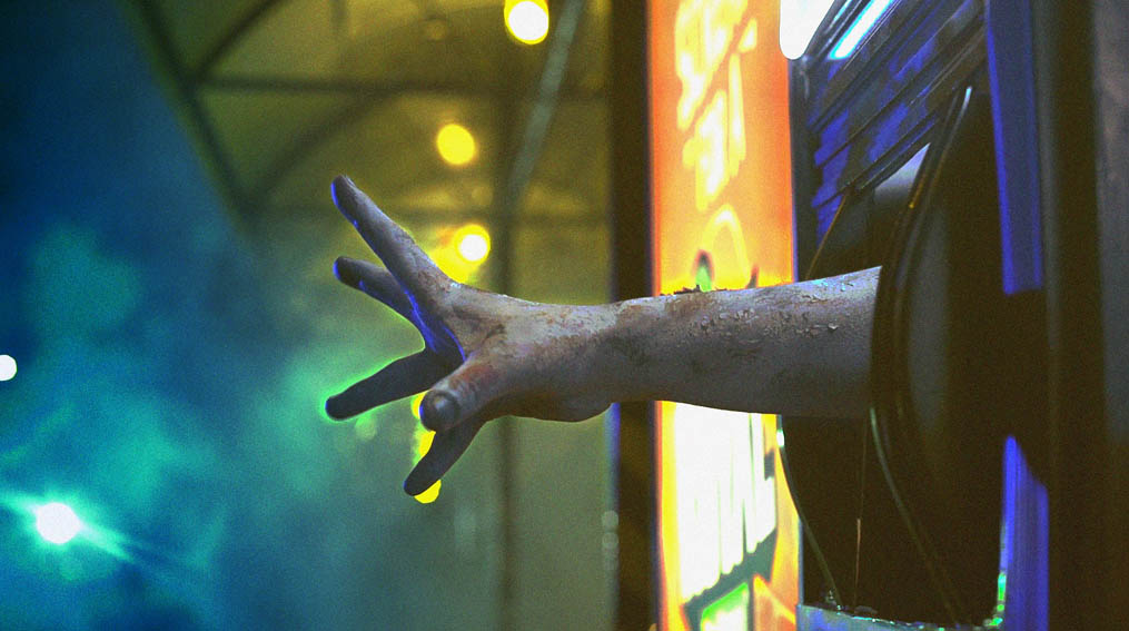 scary hand vendo.jpg