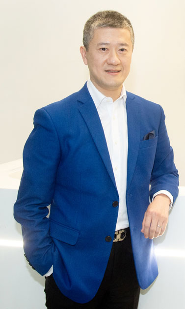 Jun Xu.jpg