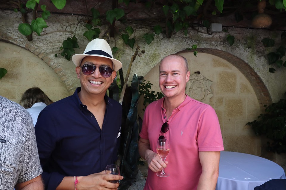 The Legendary Colombe d’Or Lunch – the heavy advertising hitters hit the rosé in St Paul de Vence