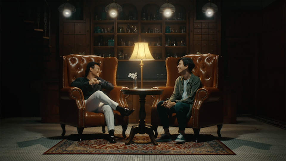 Meridian Brandy and GREYnJ United Bangkok Promote Social Harmony by sitting, talking and drinking