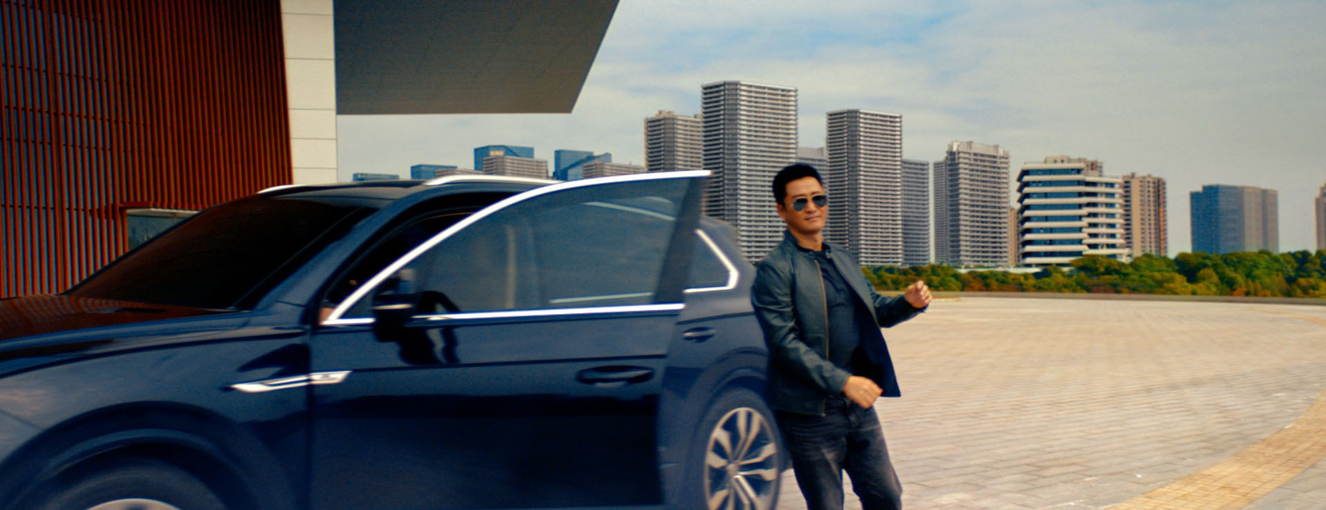 Chinese celebrity Wu Jing teaches a test driver to do his own stunts in a spot via Goodstein for Volkswagen Touareg