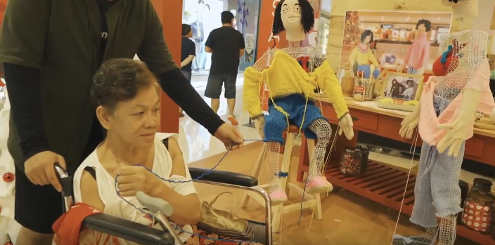 Alaska Milk Corporation and MullenLowe Philippines create knitted sculptures that mimic the effects of Dementia