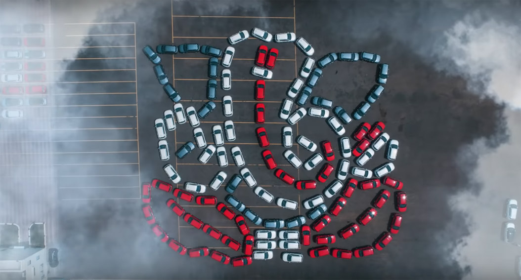 Leo Burnett and Jeep India celebrate Ganesh Chaturthi festival with a Ganesha made of 122 Jeep Compass SUVs