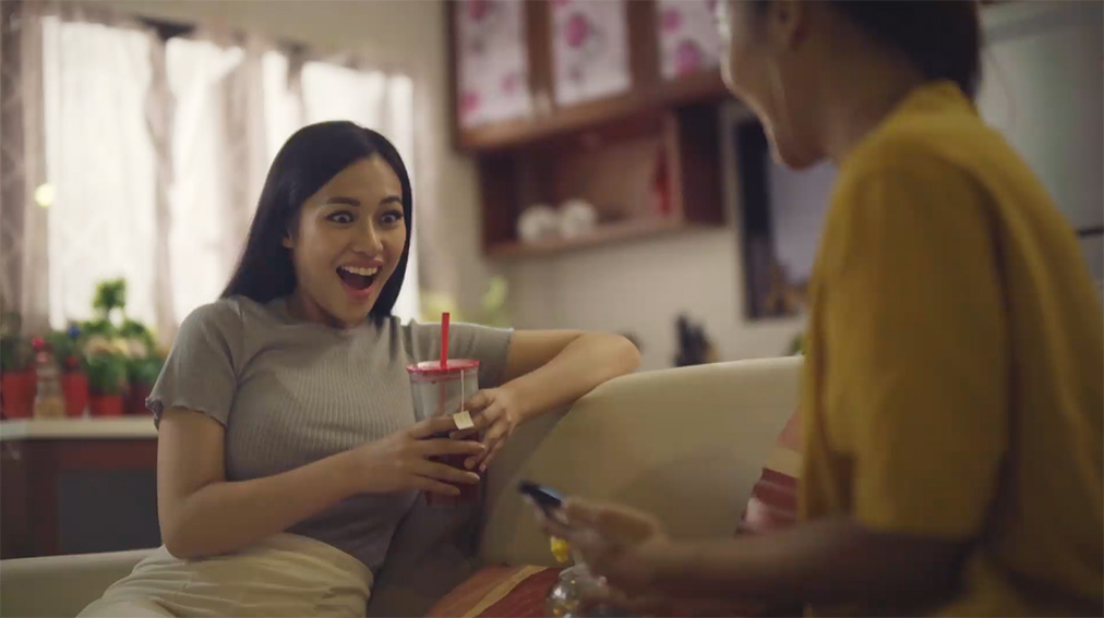 Starbucks Philippines carries the merry ‘little by little’ in holiday campaign via Propel Manila