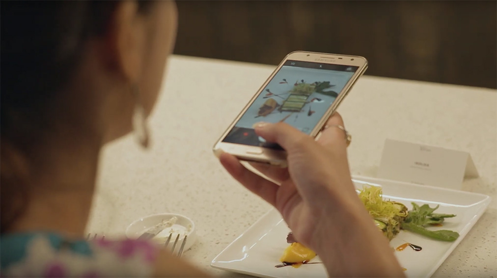 Chef Justin Quek cooks up a 3 course meal for humans using Furry’s Kitchen dog food via Ogilvy Singapore