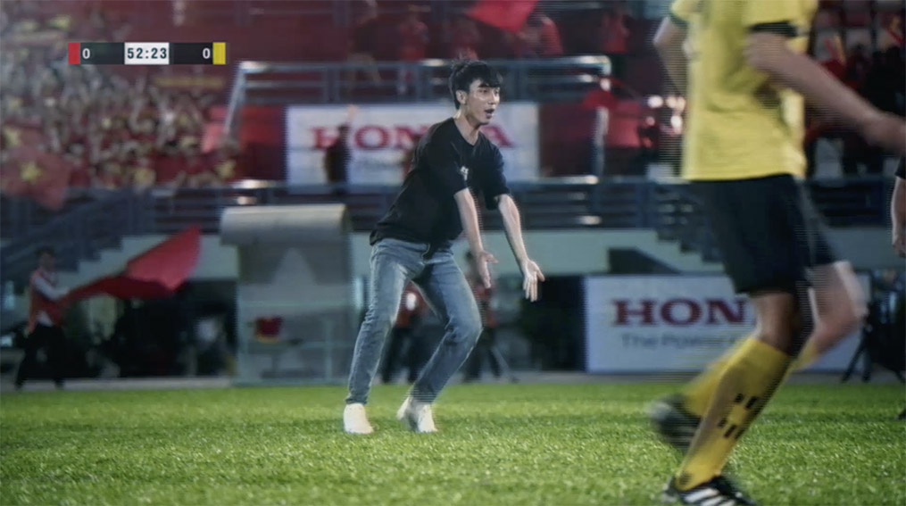 Dentsu One/Redder Vietnam lightheartedly re-creates one of the country’s best known football matches for Honda Vietnam