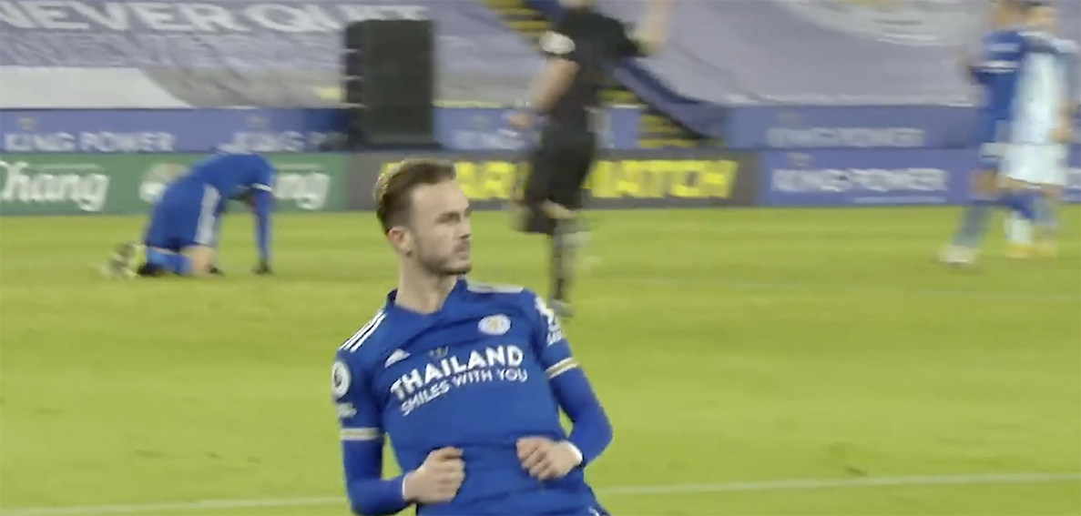 King Power uses the Leicester City Football Club’s jersey to promote tourism in Thailand via Storyteller Bangkok campaign