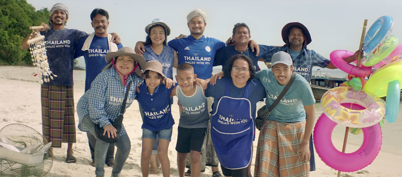 King Power uses the Leicester City Football Club’s jersey to promote tourism in Thailand via Storyteller Bangkok campaign