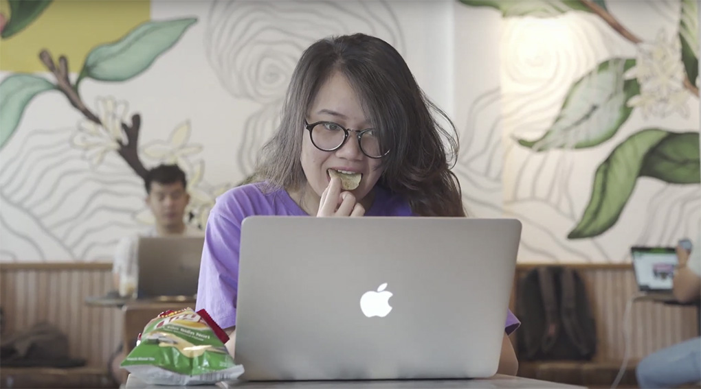 Lays Potato Chips + Happiness Saigon team up to create plug in that automatically turns subtitles on when you crunch potato chips