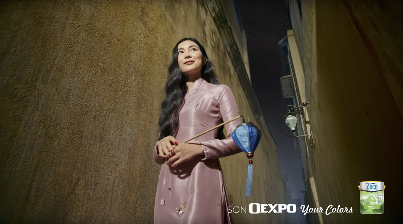 OEXPO Paint tells the story of a modern-day fairytale during the Full Moon Festival in Hoi An
