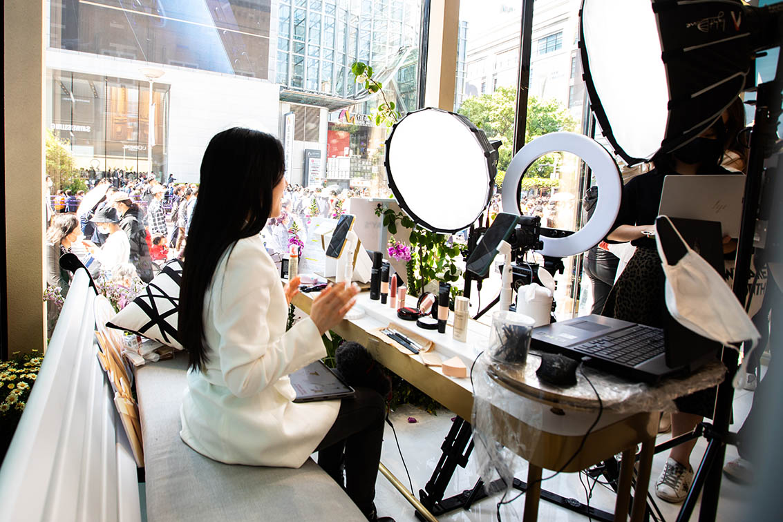 L’Oréal Paris designs their first ever omnichannel concept store located in the heart Shanghai via AKQA Shanghai