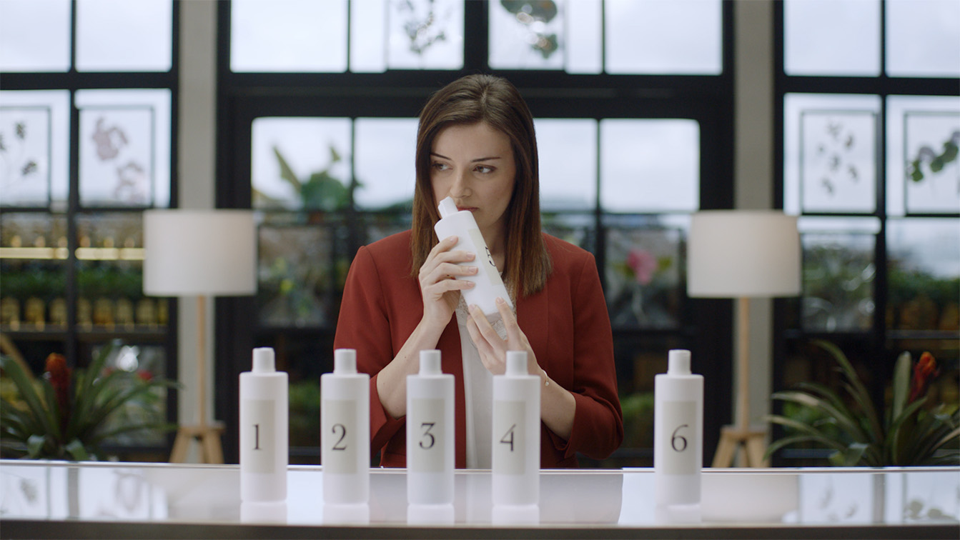 Wunderman Thompson Singapore’s latest campaign puts LUX long-lasting fragrance and smell expert Laurine Sautour to the test