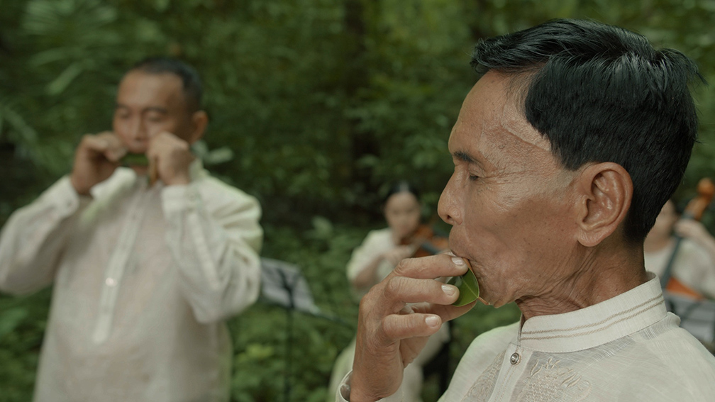 TBWA\SMP Philippines spreads sustainable holiday cheer with the Nissan leaf orchestra