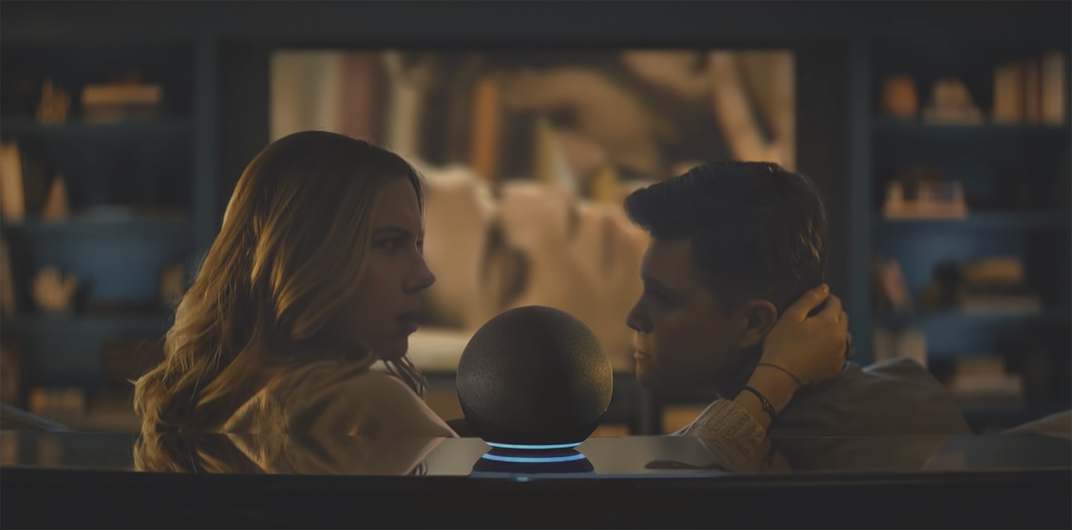 Super Bowl LVI: Scarlett Johansson + Colin Jost demonstrate why Alexa can’t read your mind