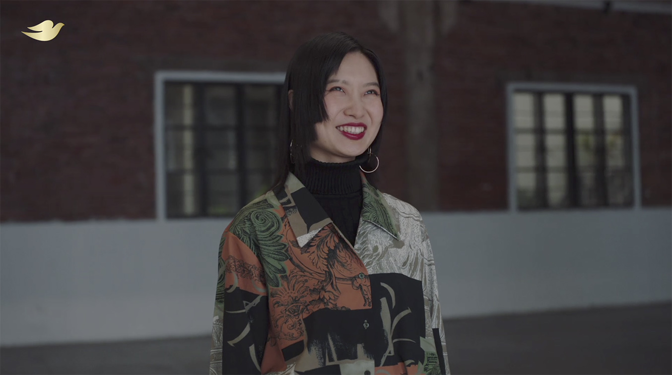 Would you post an unedited selfie? Dove’s new campaign via Forsman & Bodenfors Shanghai reveals this selfie global phenomenon