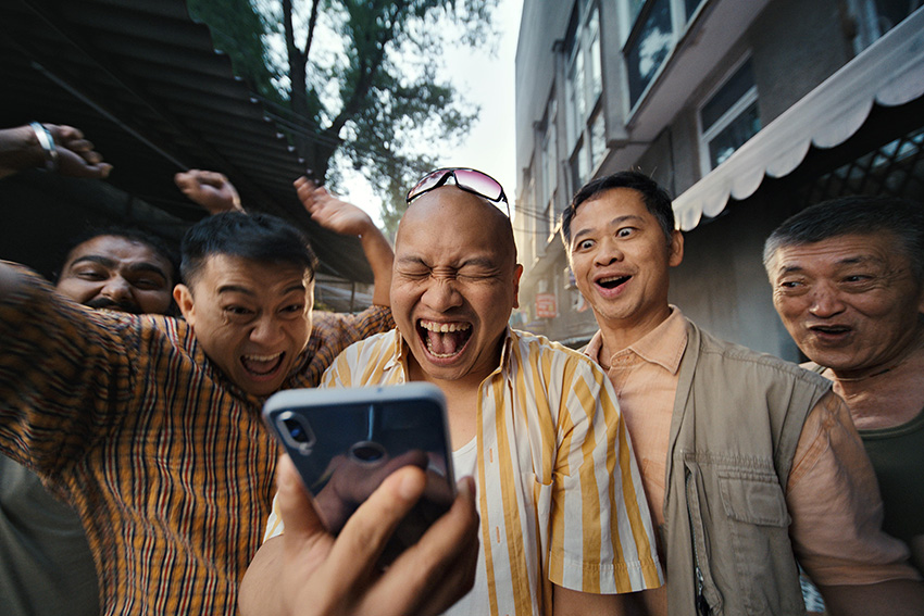 Heckler Singapore teams up with TSLA & Stink Shanghai to find out when’s good time for a KRUD