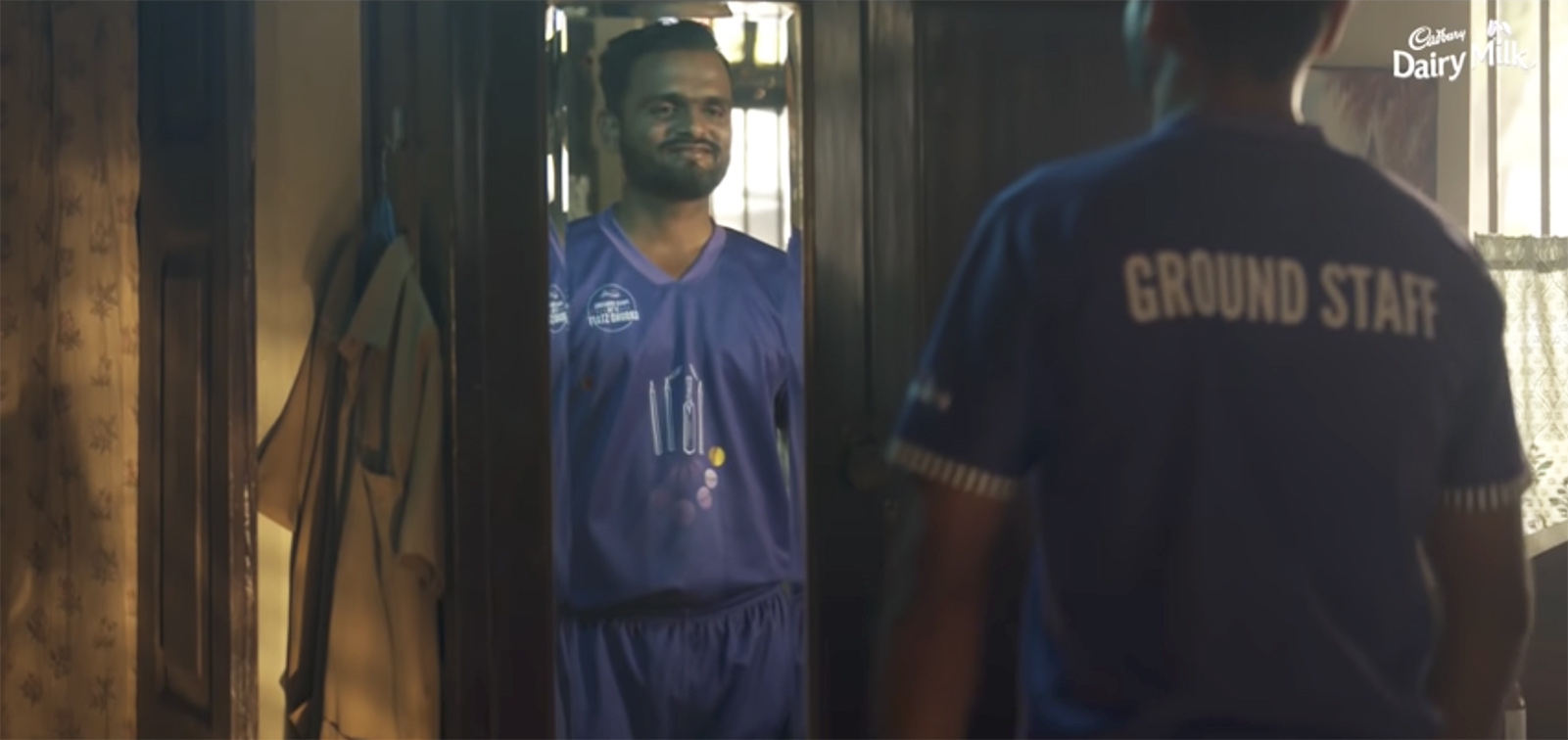 Cadbury Dairy Milk celebrates the ground staff this cricket season via Ogilvy India