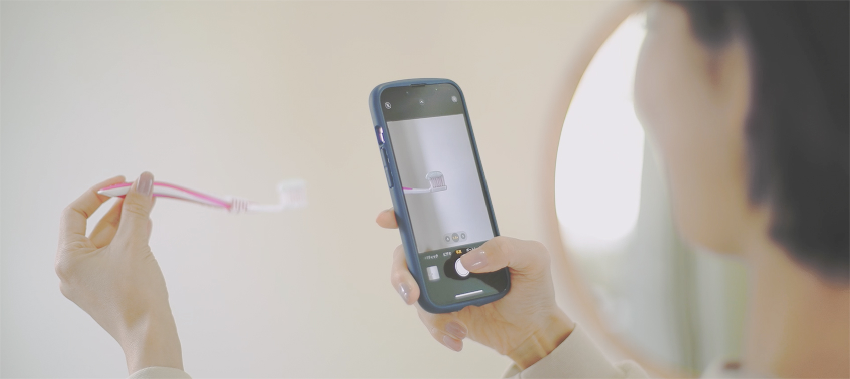 Aquafresh Fortune Telling campaign is back to remind people to get back into the morning teeth cleaning routine