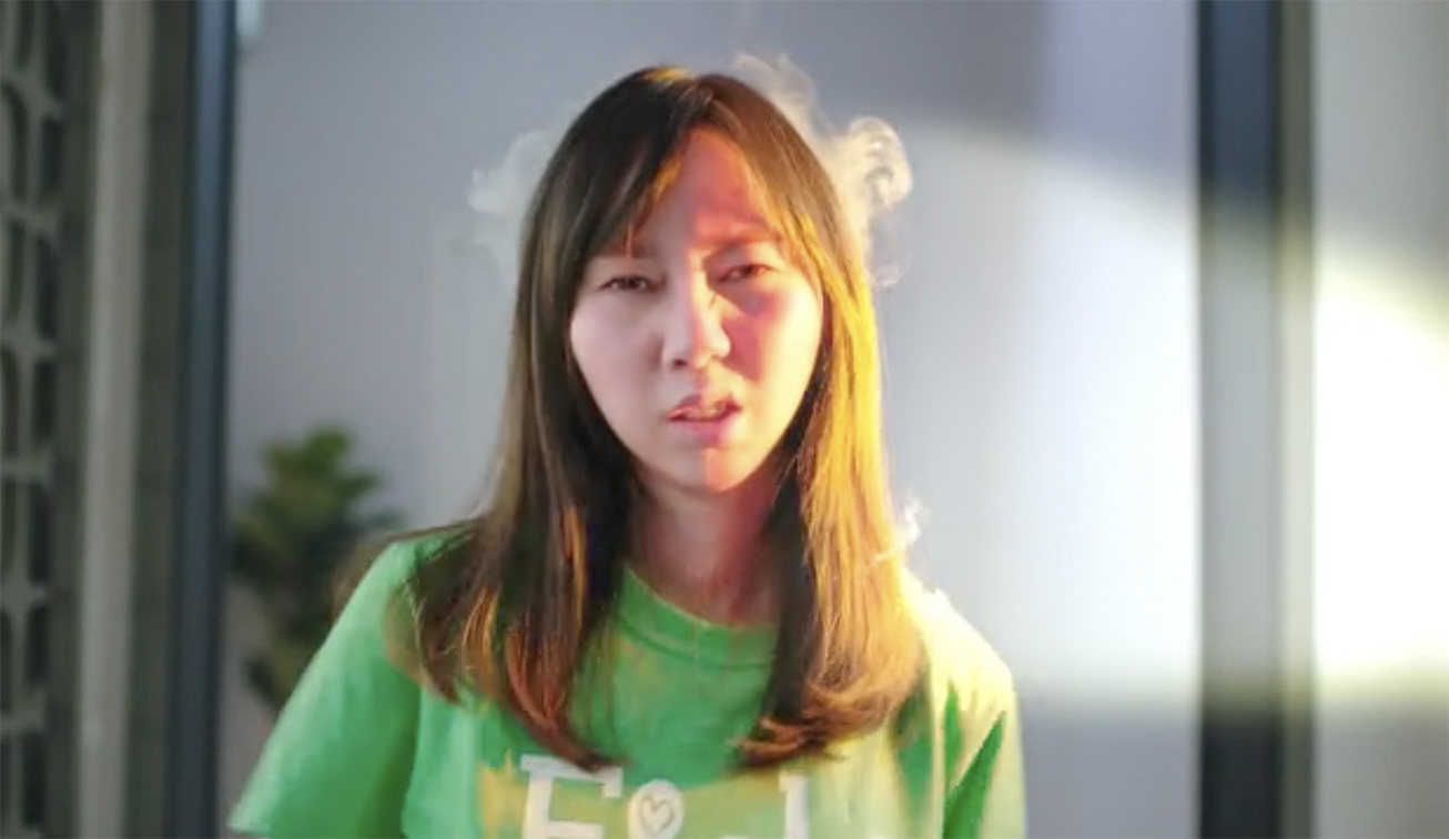 Series of CJ WORX Thailand films showcase some of the strange ways to use Hong Thong Ice Bags