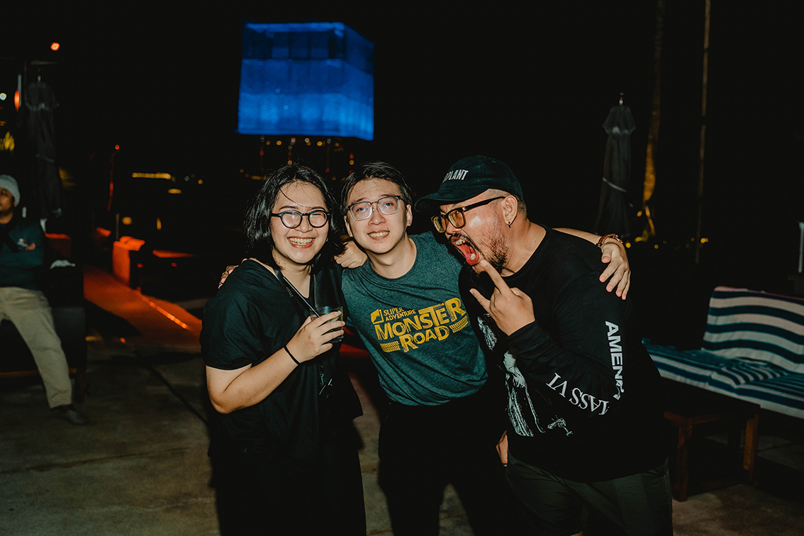 Good Times: Legendary night at the Seven Sunday Films, FAB Indonesia, TWO AM Music Global and Bert Lighting Asia party at Savaya in Bali