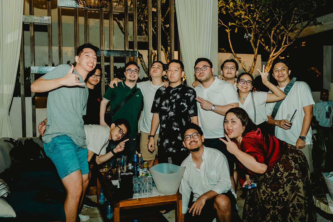 Good Times: Legendary night at the Seven Sunday Films, FAB Indonesia, TWO AM Music Global and Bert Lighting Asia party at Savaya in Bali