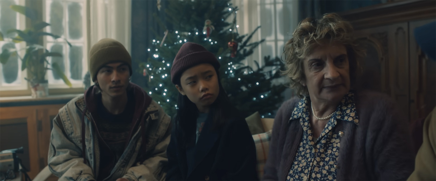 Nreal releases a Christmas campaign with F5 Shanghai showing how to use technology to keep love unchanged after 3 years of isolation