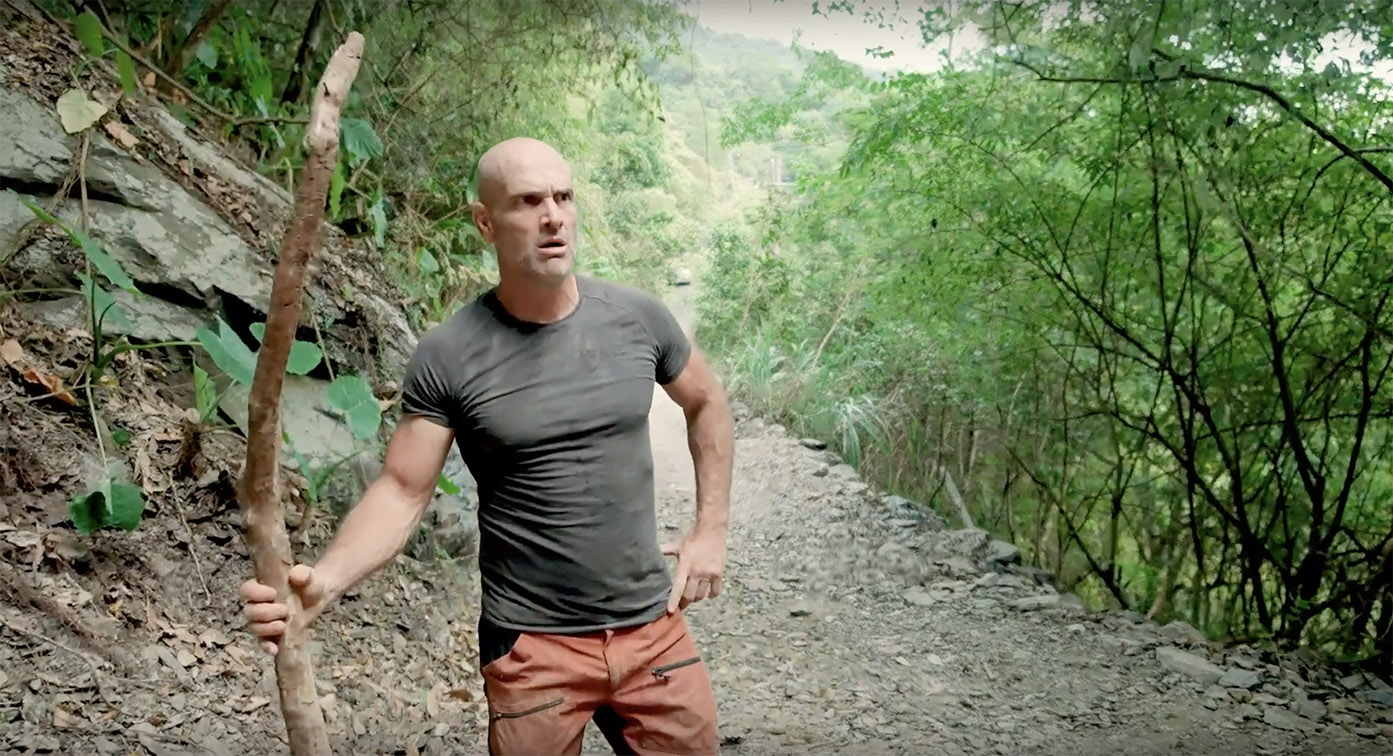 Chevrolet and McCann China invite Ed Stafford and his car in “First Man Out” to Shanghai