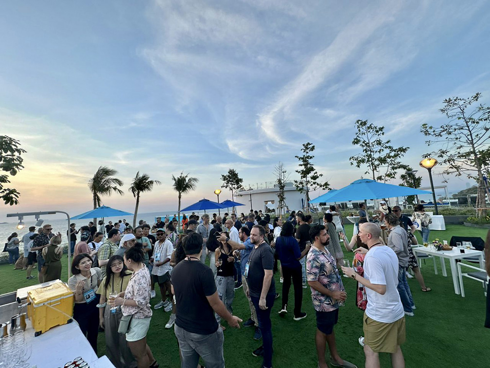 Legendary time at the Campaign Brief Asia, Sweetshop, FIN Design + FX and Voodoo Hack Sunset party at AdFest