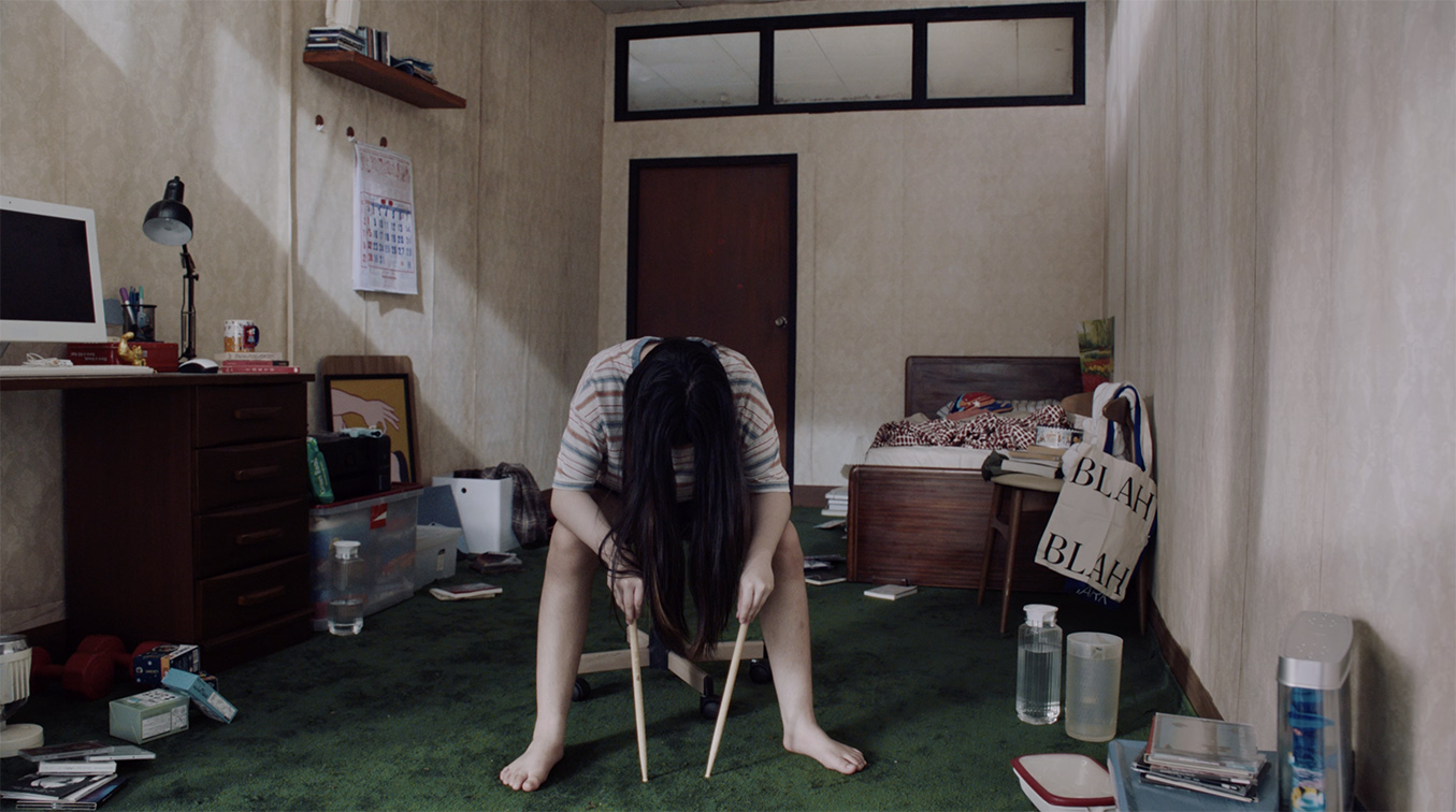 Robinson and Wolf BKK’s new film encourages Thai’s to “Discount for what you love most”