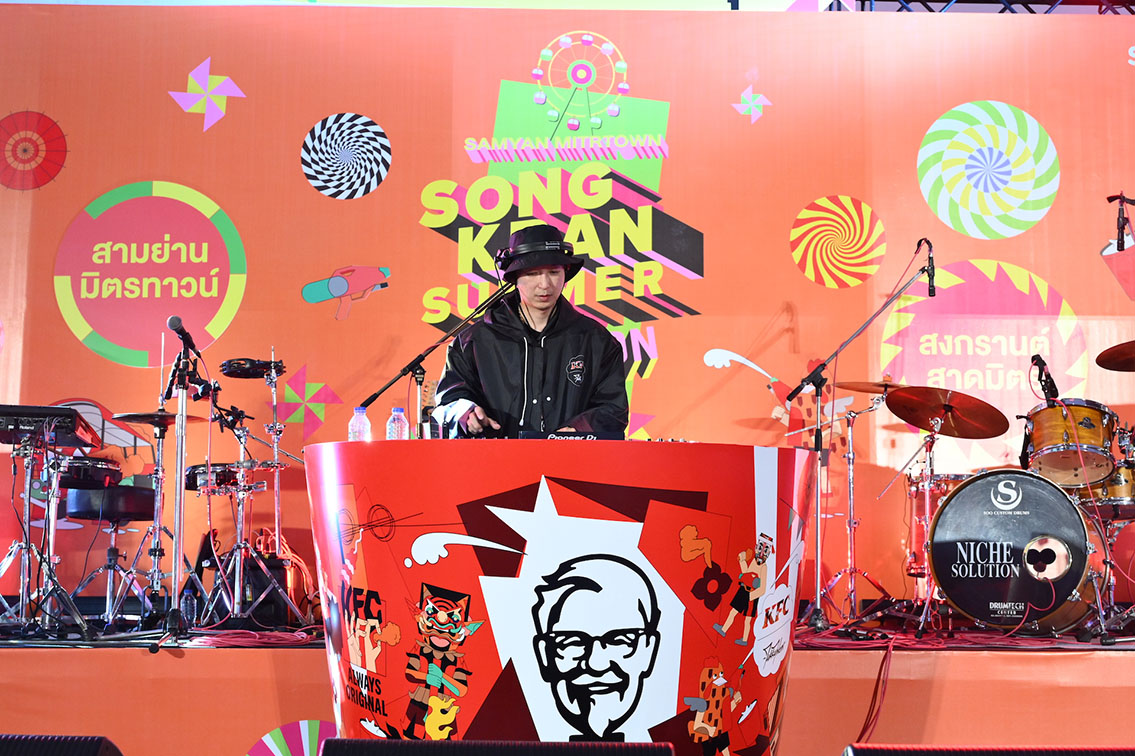 KFC spices up Songkran with a limited-edition TIKKYWOW pop art KFC bucket