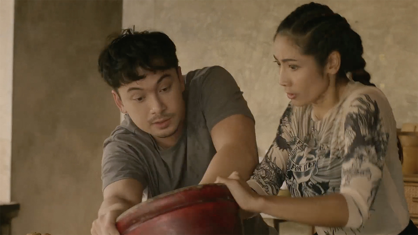 Suthisak Sucharittanonta directs new episode of Chauffeur Chef mixing MuayThai with Thai dishes