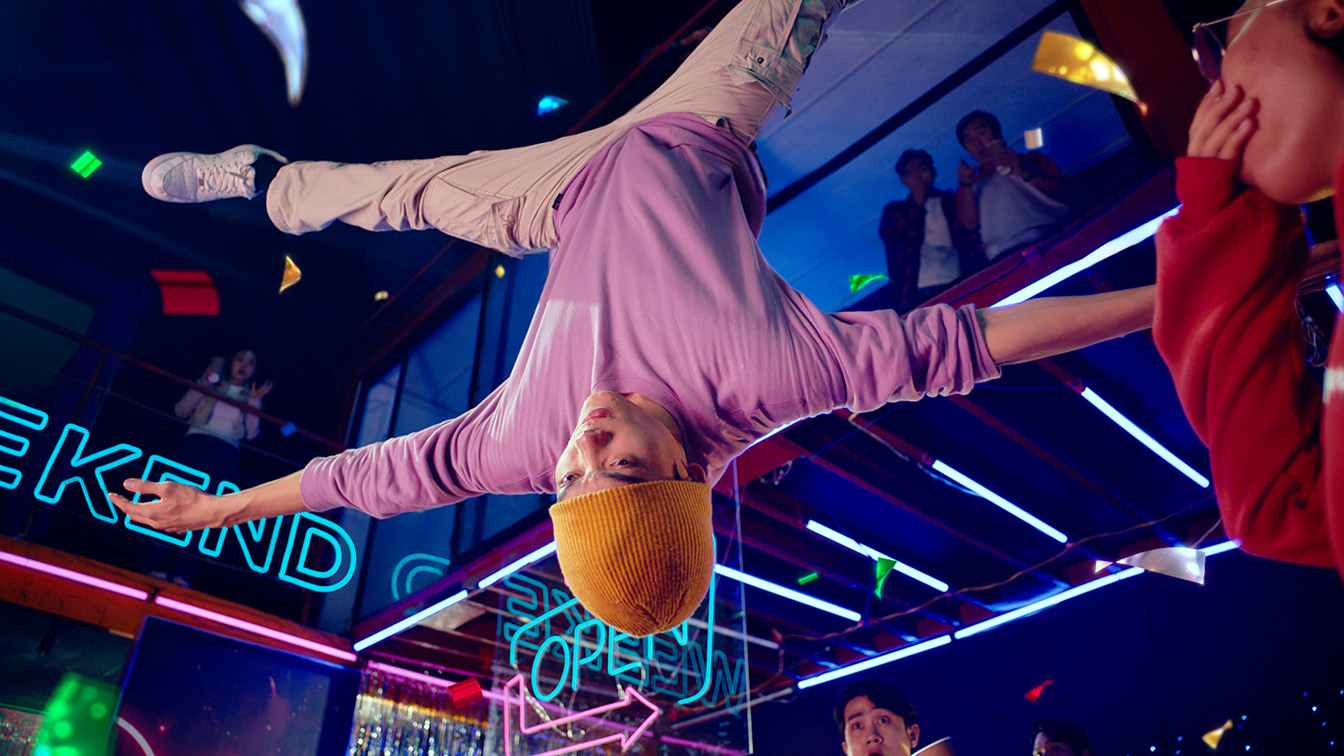 Home Credit celebrates those who hustled in 2023 via new campaign by The Friday Vietnam