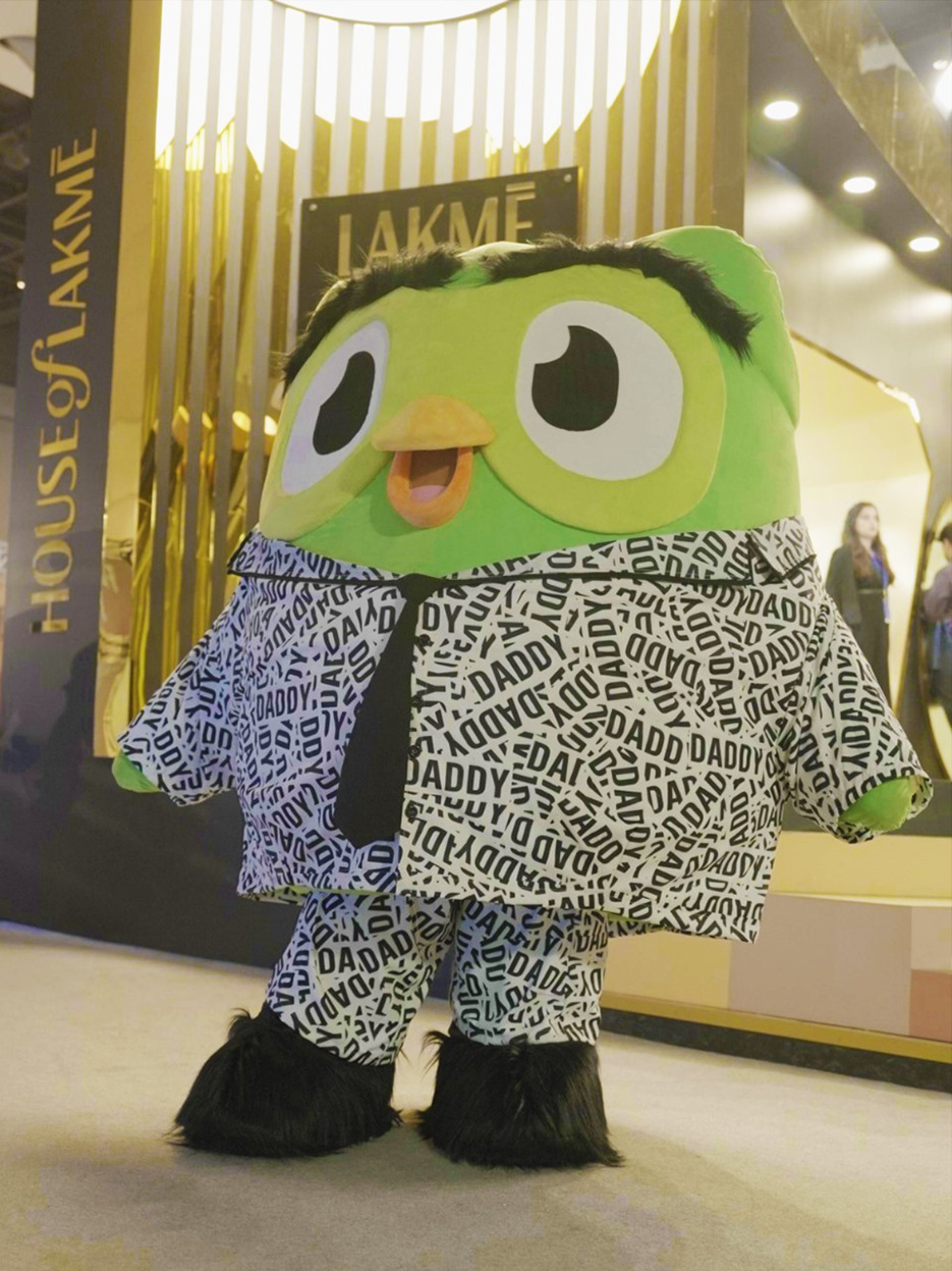 Duolingo’s Duo owl makes its Lakme Fashion Week 2024 debut via Digitas India stunt