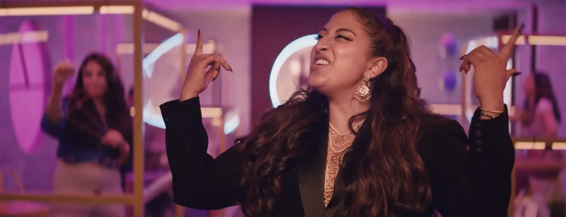 Dentsu India creates “Live Amazing. Do Amazing” music video for Amdocs