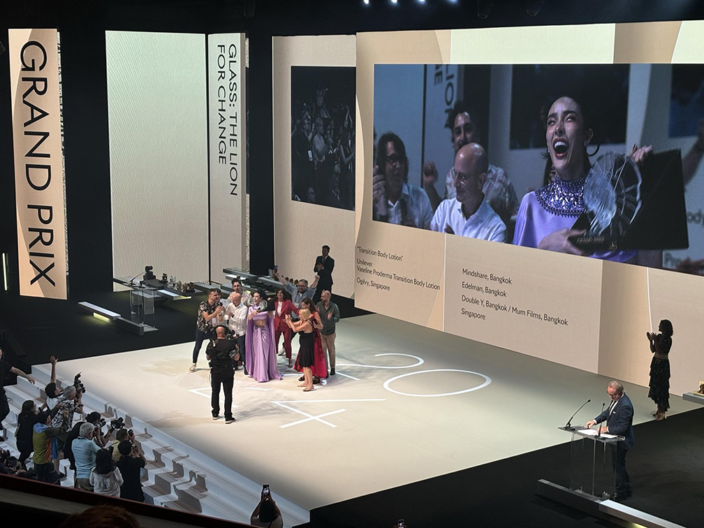 Ogilvy Singapore wins Singapore’s first ever Grand Prix at Cannes for Vaseline ‘Transition Body Lotion’ in Glass: The Lion for Change