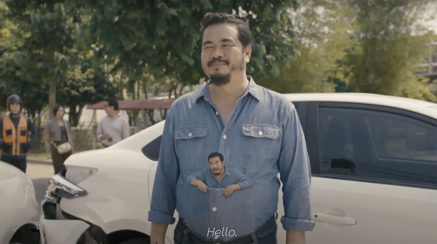 Roojai Online Insurance launches a triangle of accidents to highlight unique brand identity