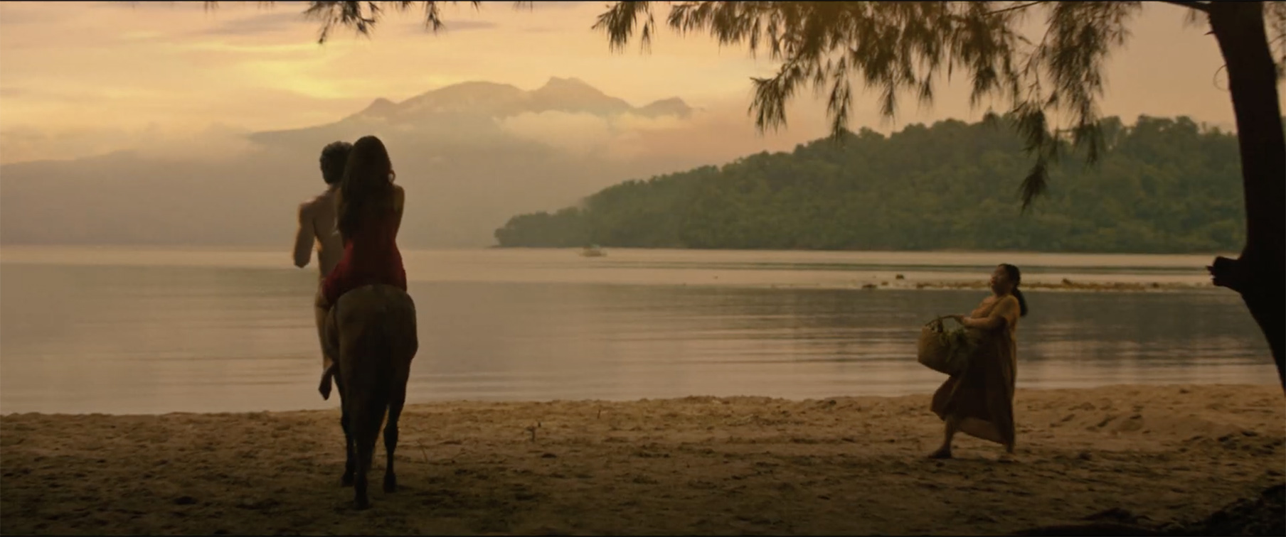 Centaur powers through land and sea for his wife in Rogin-E Boost spot via GIGIL Philippines