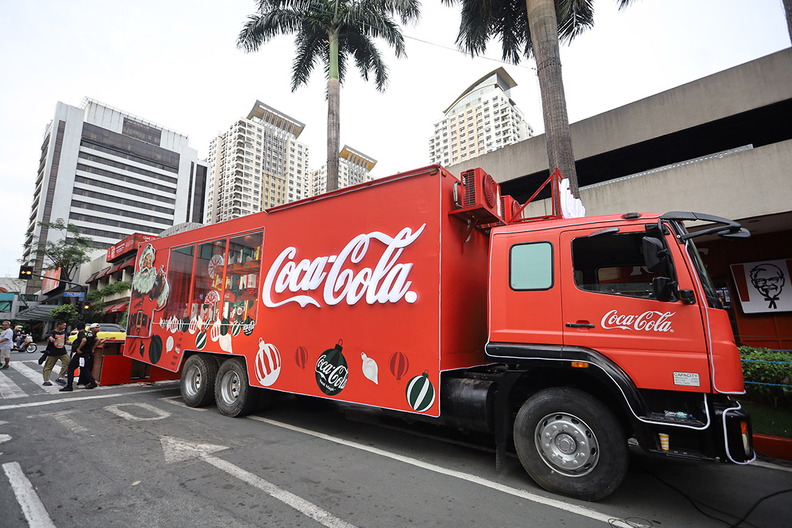 Coca-Cola aims to inspire acts of kindness this Christmas holiday season